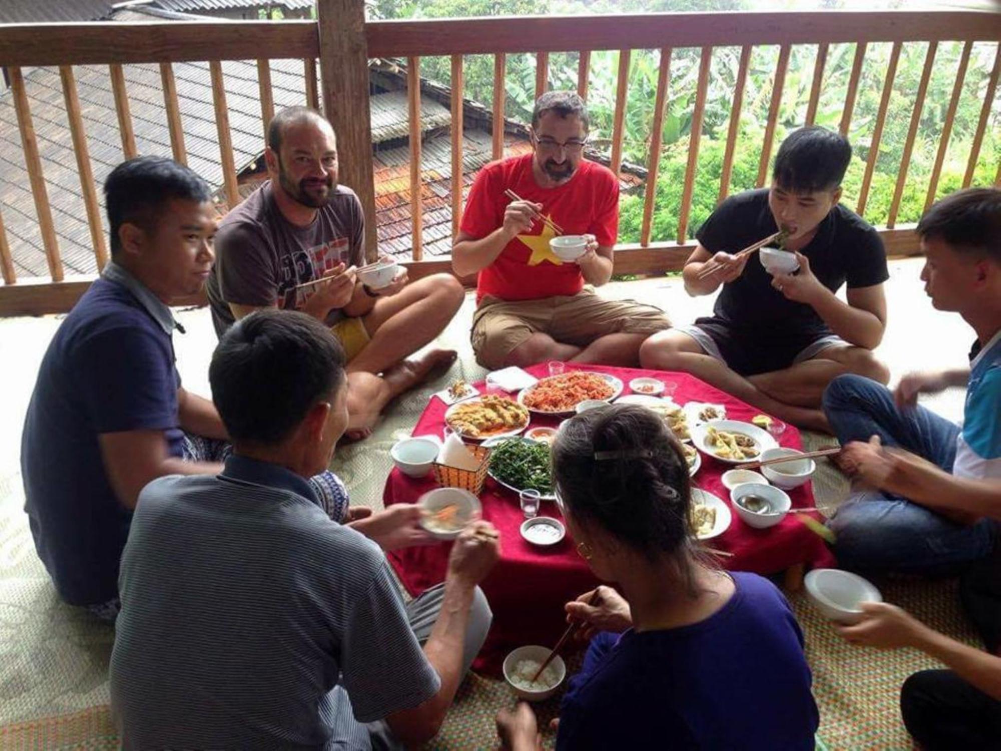 Duy Tuyen Ba Be Homestay Free Bbq Bac Kan Екстериор снимка