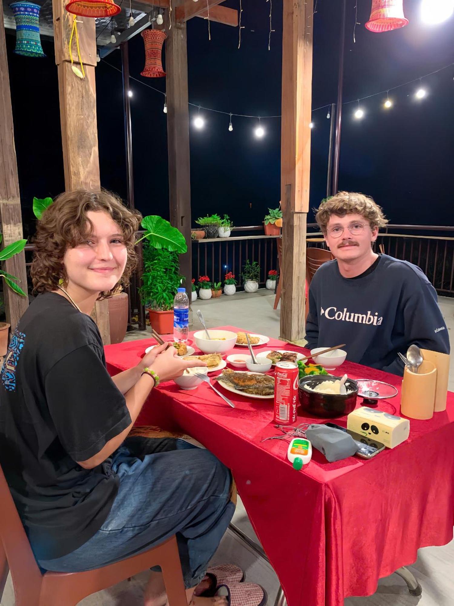 Duy Tuyen Ba Be Homestay Free Bbq Bac Kan Екстериор снимка